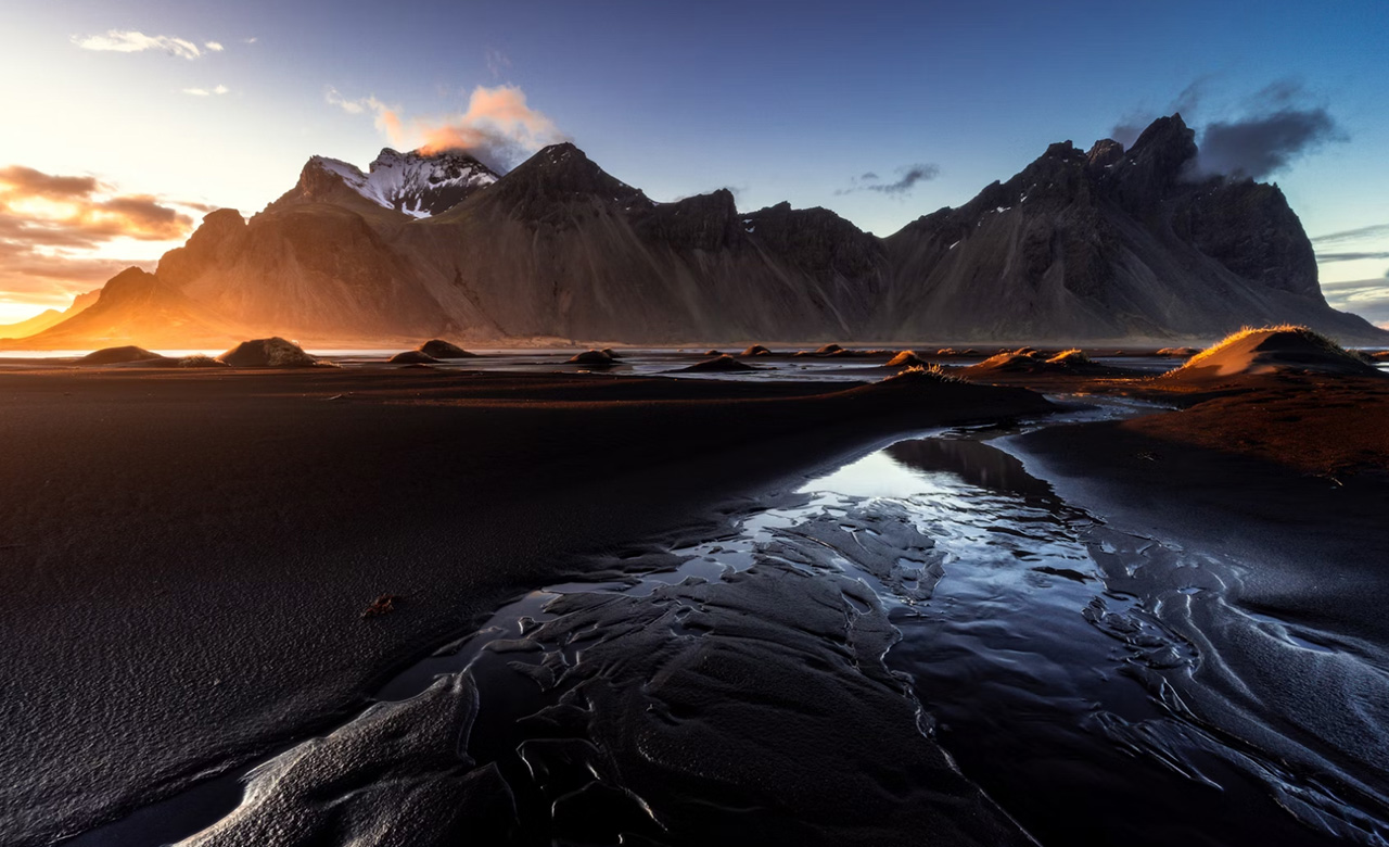 Iceland landscape photo showing mountains on the beach